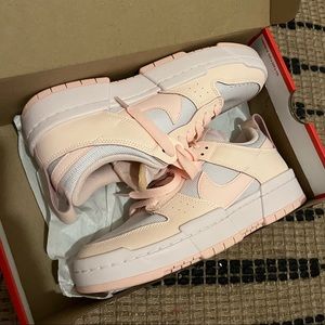 Nike Dunk Low Disrupt-Light Soft Pink/Pale Coral
